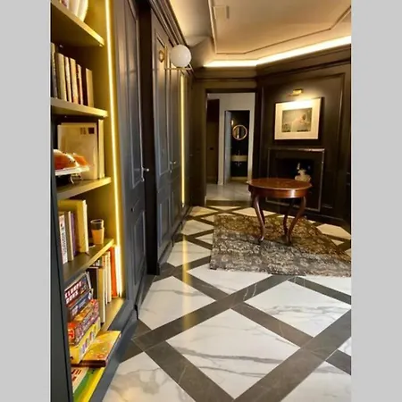別荘 Elegant Apt 120 M2 Terrace, Best Lake View In Como Carate Urio
